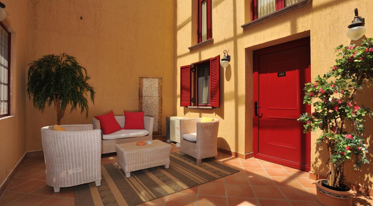 The Varos Residences Hotel Buitenkant foto